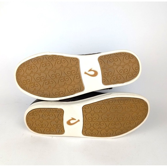 OluKai Black and Brown Winter Boots - Picture 7 of 7